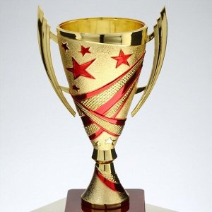 Кубок 183B, наградная фигура, золото, подставка пластик, 20,5 x 9,5 x 7,5 см.