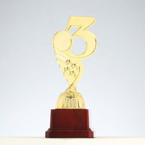 Кубок «3 место», наградная фигура, золото, подставка пластик, 16,8 x 6,2 x 6,4 см.