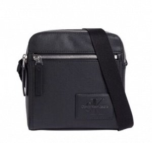 Сумка COATED SQ CAMERA BAG18
Product Group Handbags
Color Name Black
Fabric 100% Polyurethane