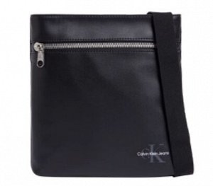 Сумка MONO LOGO FLAT PACK18
Product Group Handbags
Color Name Black
Fabric 100% Polyurethane
