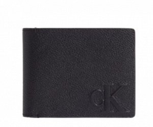 Портмоне LOGO EMBOSS BIFOLD
Product Group Wallets
Color Name Black
Fabric 100% Leather (FWA)
