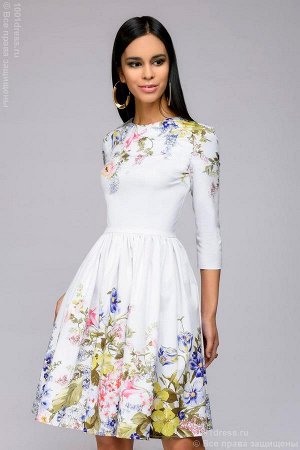 Платье белое длины мини с цветочным принтом и пышной юбкой
