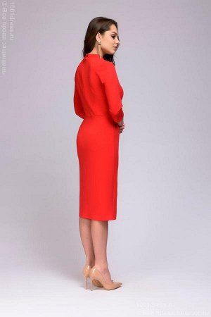 Платье красное длины миди с разрезом на юбке
