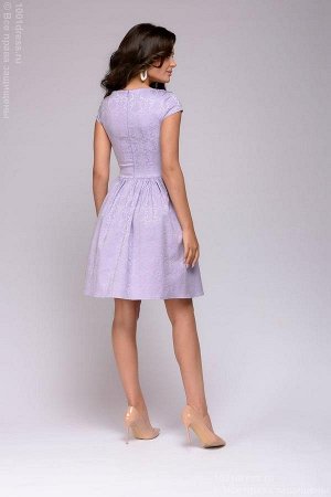 Платье лиловое длины мини с короткими рукавами