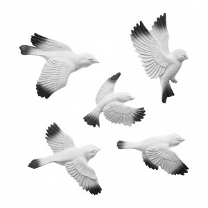 Декор настенный, гипсовое панно "Птицы" 5 шт, белые с черными крыльями