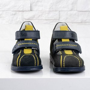 Выставочный образец: сандалии для мальчиков Тотто