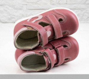Выставочный образец: сандалии для девочек Скороход (Россия)