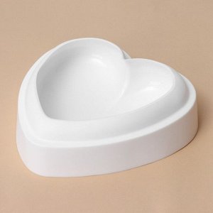 Форма для выпечки и муссовых десертов KONFINETTA «Сердце», силикон, 26x26x6 см, цвет белый