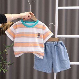 Детский комплект: футболка с принтом, цвет белый/оранжевый + шорты, цвет голубой