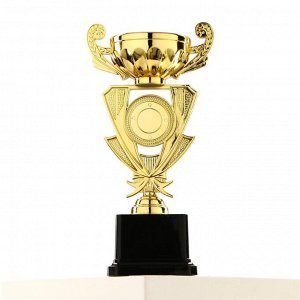 Кубок 182C, наградная фигура, золото, подставка пластик, 21 x 10.5 x 7.5 см