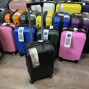 Чемодан маленький размер S 20" 40 л (ручная кладь) черный