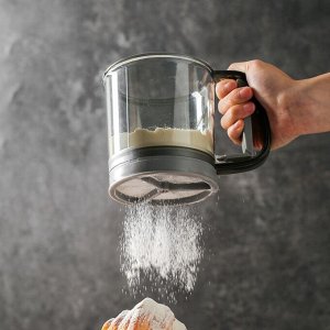 Мерный стакан/сито для просеивания муки, сахарной пудры, какао, просеиватель, деления 125 и 250, 375 мл, с механической ручкой