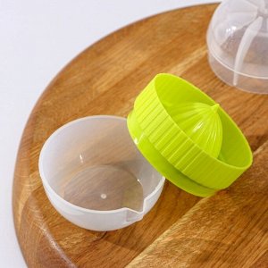 Соковыжималка для цитрусовых с лотком и крышкой Доляна, d=7.5 см, 7x8 см, МИКС