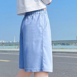 Летний комплект для девочки: укороченная футболка с принтом + джинсовые шорты с эластичным поясом, белый/светло-синий