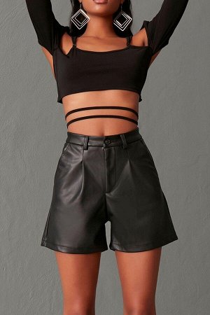 Женские бархатные кожаные шорты черного цвета со складками спереди и высокой талией