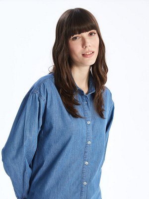 Простая женская джинсовая рубашка оверсайз с длинным рукавом