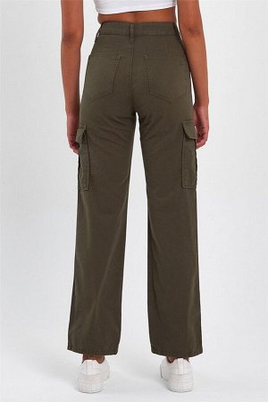 Женские широкие брюки-карго с высокой талией цвета хаки