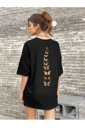 Женская черная футболка оверсайз с принтом вертикальных бабочек