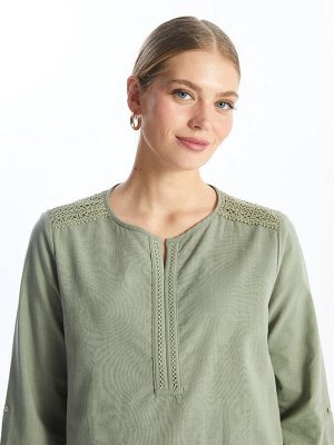 Женская блузка с длинным рукавом со свободным вырезом и вышивкой