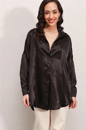 Женская черная рубашка оверсайз из атласа с драпировкой HZL23S-BD139851