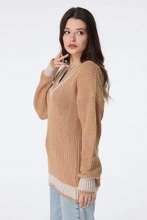 Однотонный женский свитер из норкового трикотажа с двубортным воротником - 23526