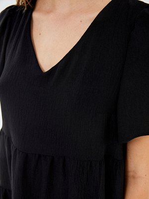 Прямое женское платье с V-образным вырезом и короткими рукавами