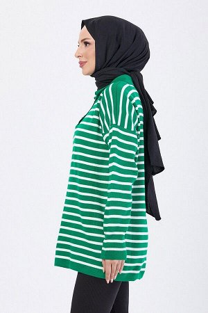Зеленый женский трикотажный свитер с прямым рубашечным воротником — 23784