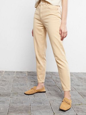 Женские джинсовые брюки стандартного кроя с карманами