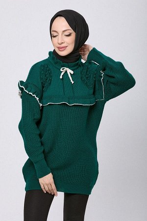 Женский зеленый трикотажный свитер без принта с полуводолазкой — 23889