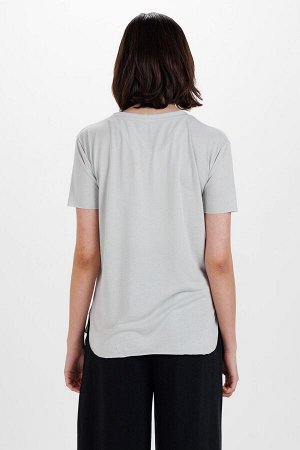 Женская серая базовая хлопковая футболка оверсайз с круглым вырезом