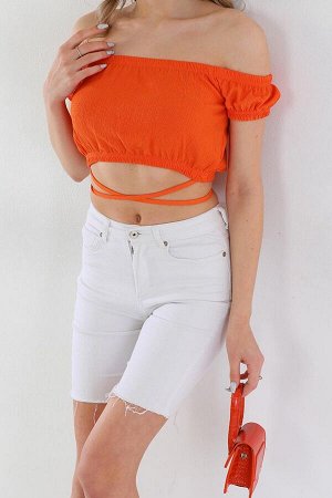 Оранжевая женская укороченная блузка с короткими рукавами, завязанная веревкой