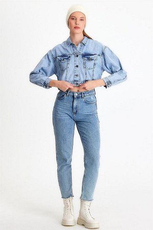 Женская укороченная джинсовая куртка с кепкой, синяя