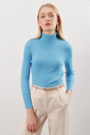Женская голубая водолазка в рубчик, базовый трикотаж, свитер