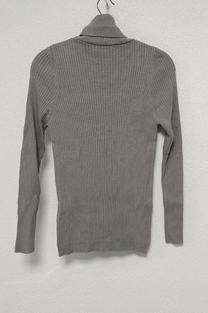 Женская серая водолазка в рубчик базового трикотажного свитера
