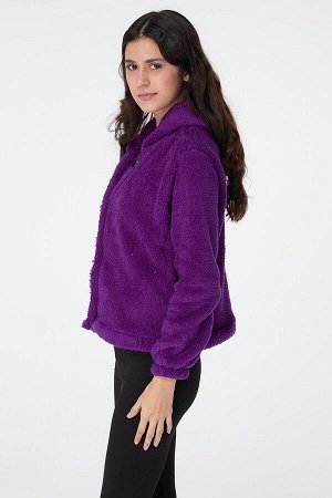 Женская фиолетовая куртка с простым воротником и капюшоном — 13047