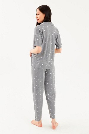 Женский серый пижамный комплект с длинным нижним воротником и пуговицами в горошек