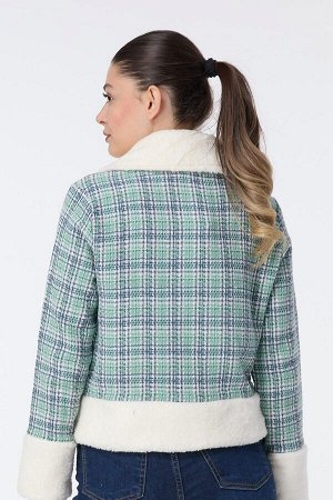 Женская зеленая куртка с прямым рубашечным воротником — 13053