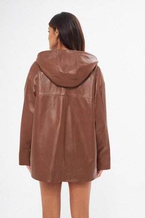 Женская светло-коричневая куртка из овечьей кожи с капюшоном
