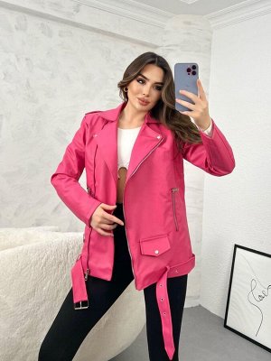 Женская розовая кожаная куртка оверсайз в байкерском стиле