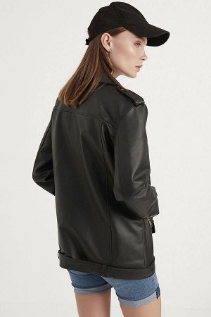 Женская черная косуха кожаная куртка