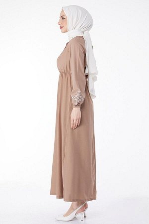 Простое женское норковое платье с круглым вырезом и длинными рукавами с вышивкой - 13124