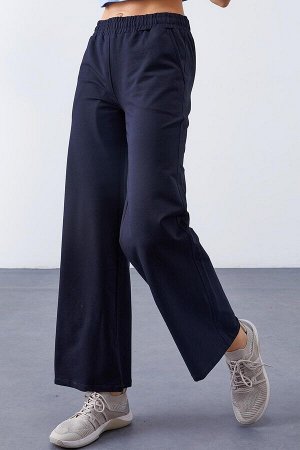 Темно-синий женский спортивный костюм с карманом и высокой талией удобной формы и широкими штанинами - 94567