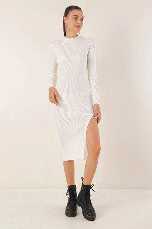 Женское белое трикотажное платье миди с разрезом и полувырезом HZL24W-BD1101761