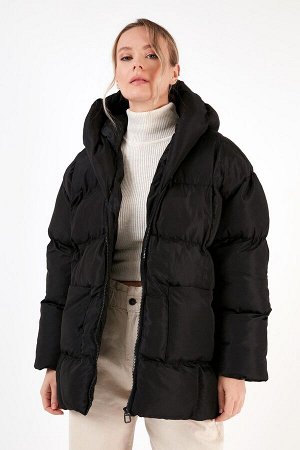 Пуховик Oversize Fit с капюшоном 640Y047