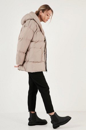 Пуховик Oversize Fit с капюшоном 640Y047