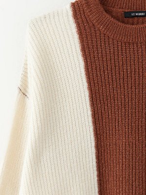 Женский трикотажный свитер больших размеров с круглым вырезом и длинными рукавами с цветными блоками