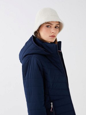 Женское однотонное пальто с капюшоном