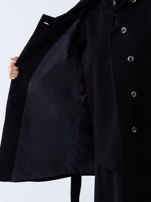 Женское однотонное пальто с высоким воротником и манжетами