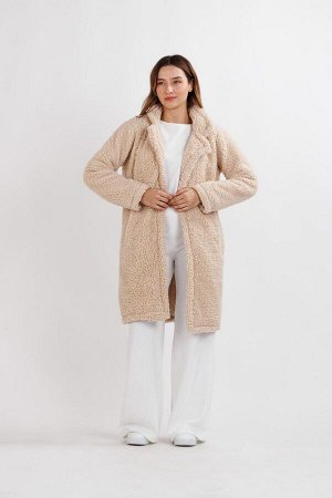 Женское бежевое плюшевое пальто с воротником-курткой