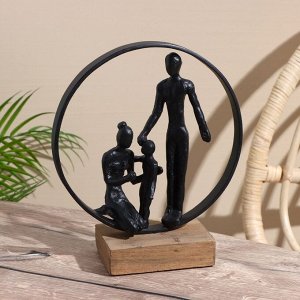 Сувенир «Семья», 23x10.5x27 см, полимерная смола, манговое дерево